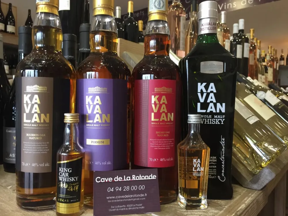 WHISKIES KAVALAN