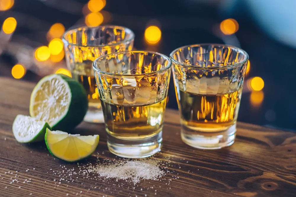 mezcal tequila cachaça à Le Pradet